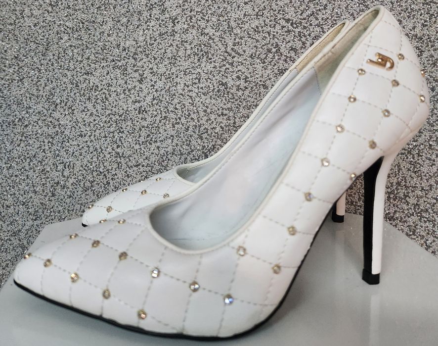 Szpilki LIU-JO roz.38