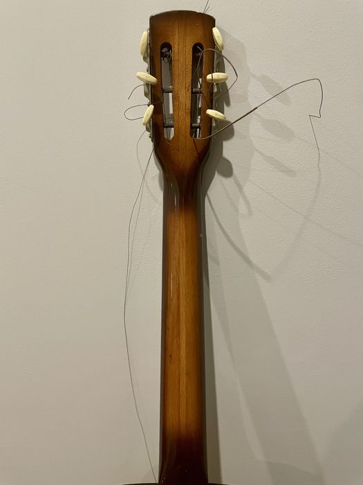 Guitarra Crucianelli para restauro