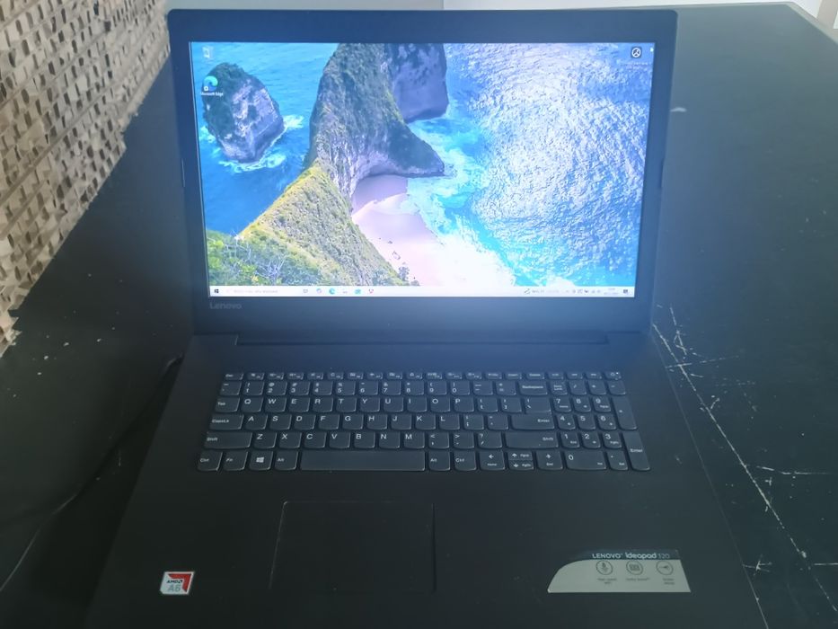 Laptop Lenovo ideapad 320-17AST