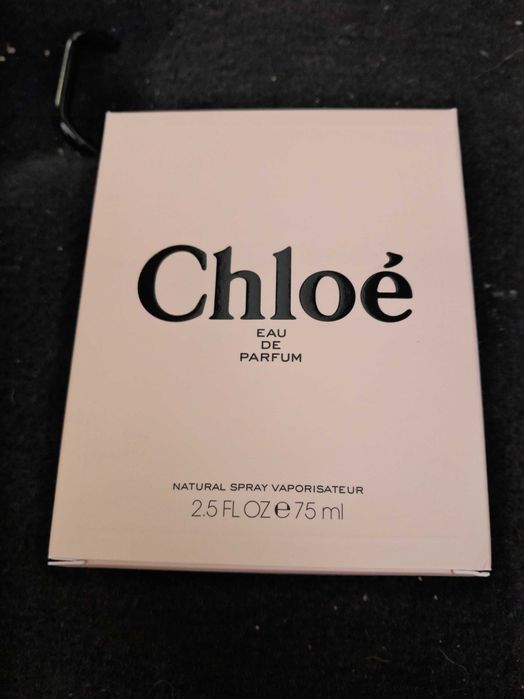 Chloe Pudelko ozdobne,