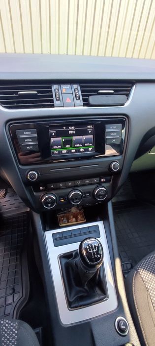 Продам шкоду Октавию А7 2016год