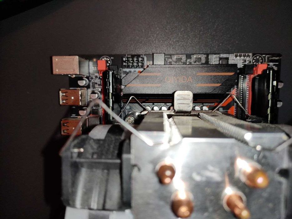 Набір QIYIDA X99 LGA2011 3 E5 2680 V4 2*8 ГБ = 16 Гб 3200 МГц DDR4