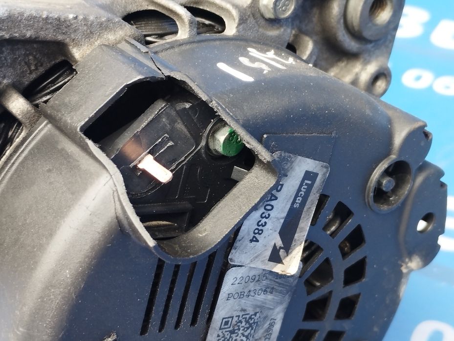 Генератор Volkswagen Touareg NF CRCA 3.0 Дизель Туарег НФ