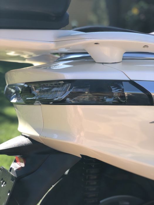 Свіжак!З Японії ! PIAGGIO X10-350!