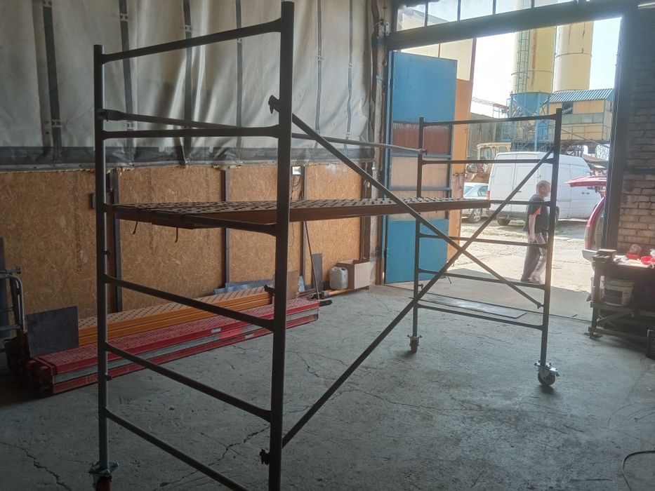 Rusztowania modułowe elewacyjne i do murowania