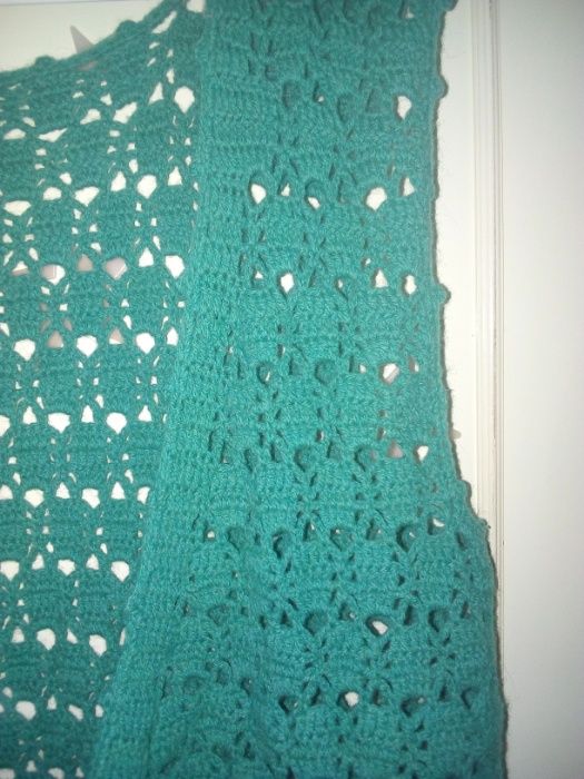 Жилет вязаный. Ручная работа.