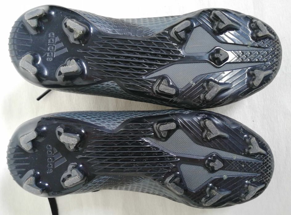 Buty Adidas do piłki nożnej Rozm.: 31,5. Czarne dla chłopca - korki