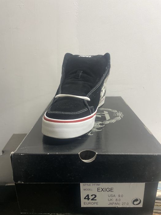 Tenis Fidel tamanho 42 e 44 novos na caixa original