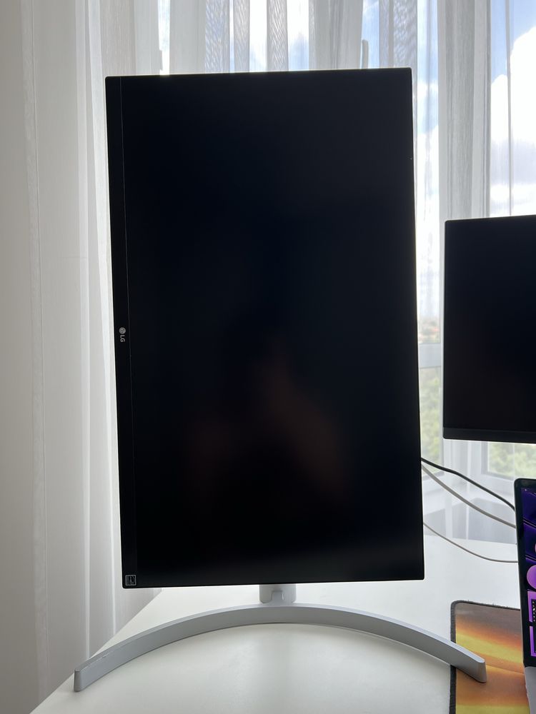Монітор LG 27UP650-W 4k Ultra HD