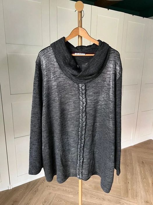 Czarny szary sweter ze srebrną nitką rozmiar 50 52 marki Ulla Popken