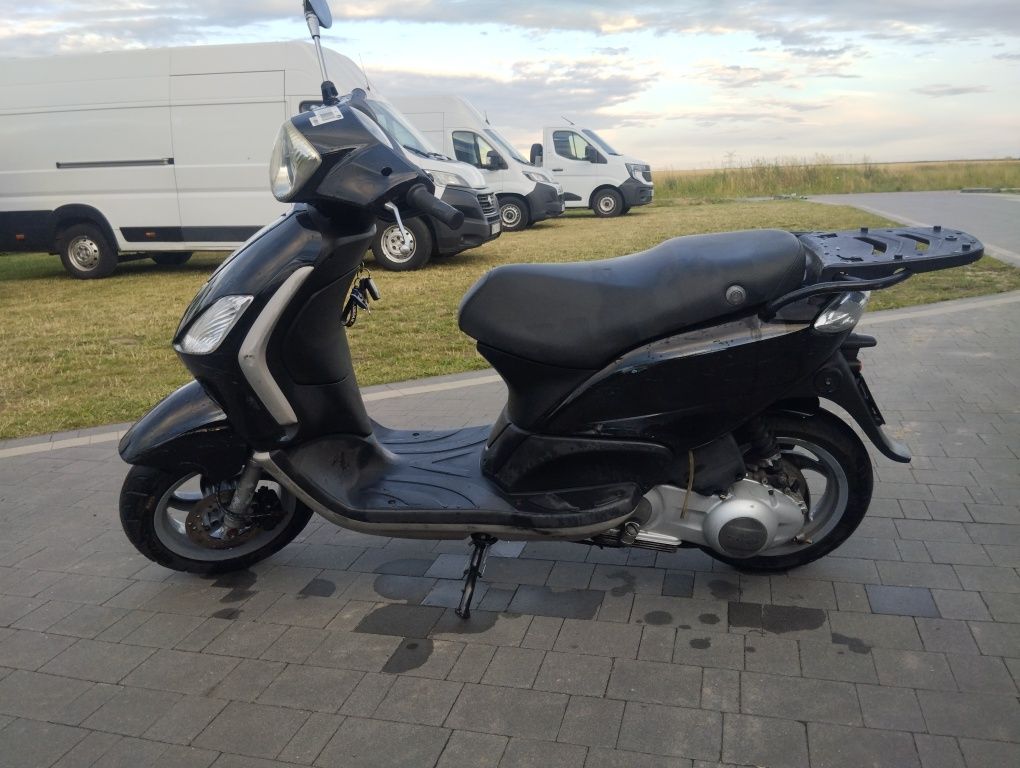 Piaggio FLY 125cm .