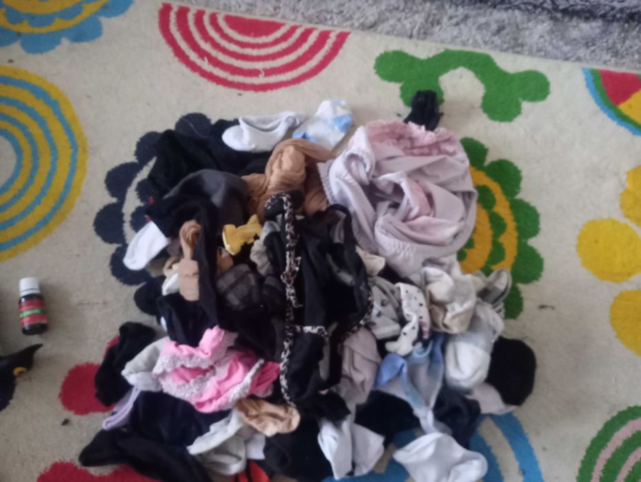 damska bielizna używana  majtki skarpetki