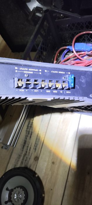 Усилители и сабвуфер в авто