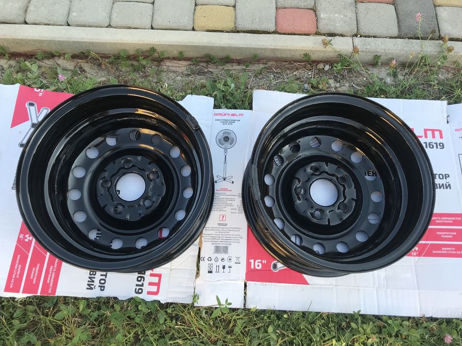 Металеві сталеві диски r15  5х110  ЦО 65