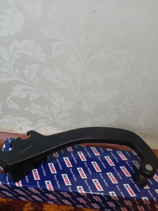 Ролик боковой двери vito 638