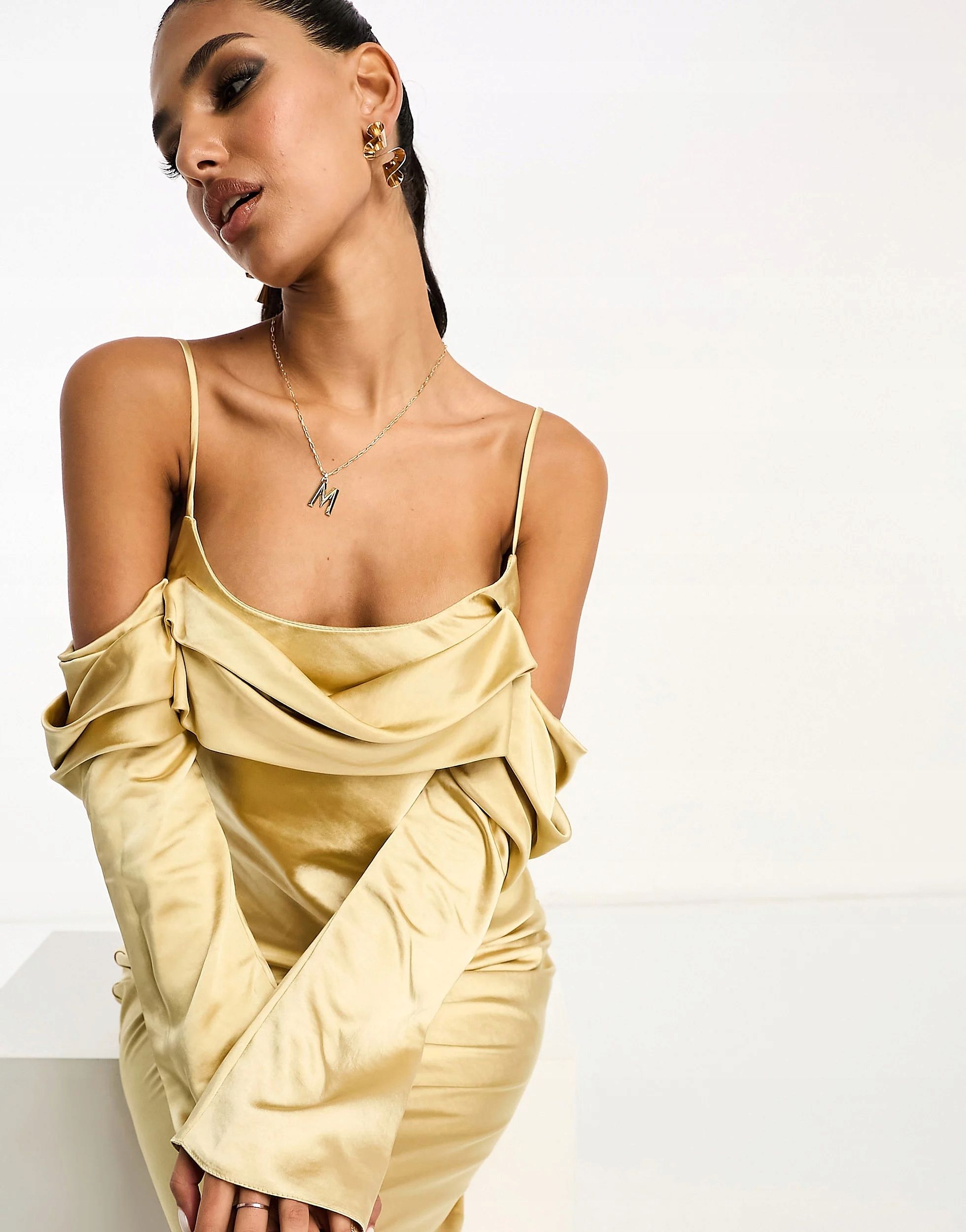 Asos Design 34 Xs Sukienka Złota Satynowa J23323