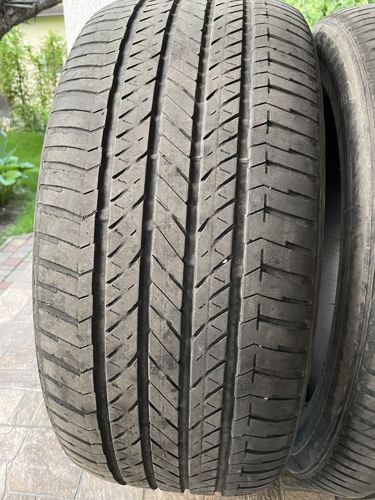 Комплект резини 275/45R20