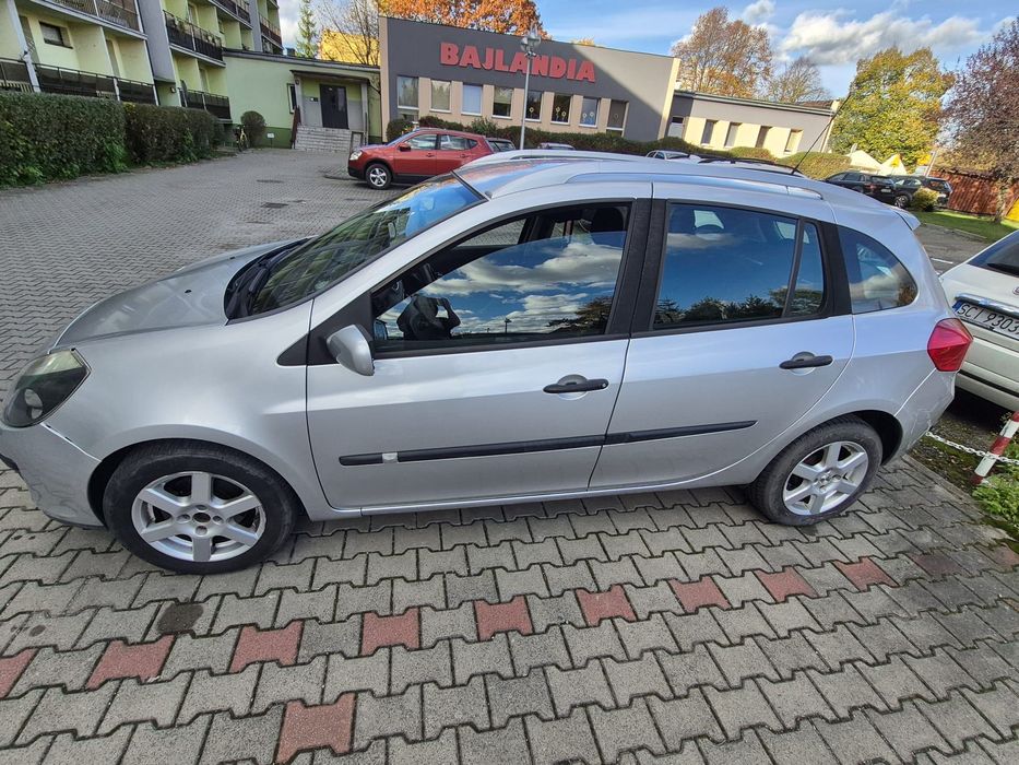 Renault Clio w świetnym stanie oddam tanio :)