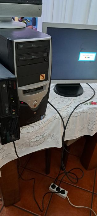 Vendo material informático