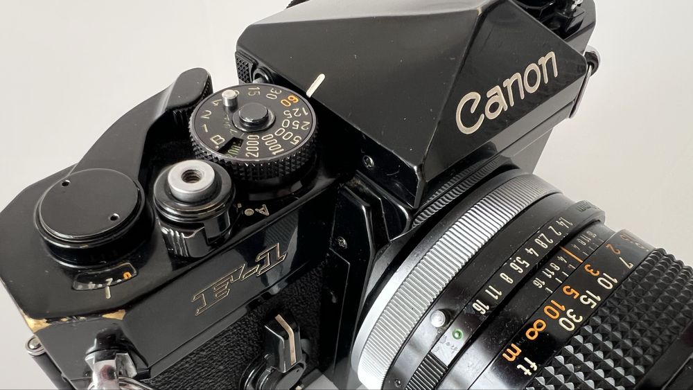 Canon F1 com lente 1.4F