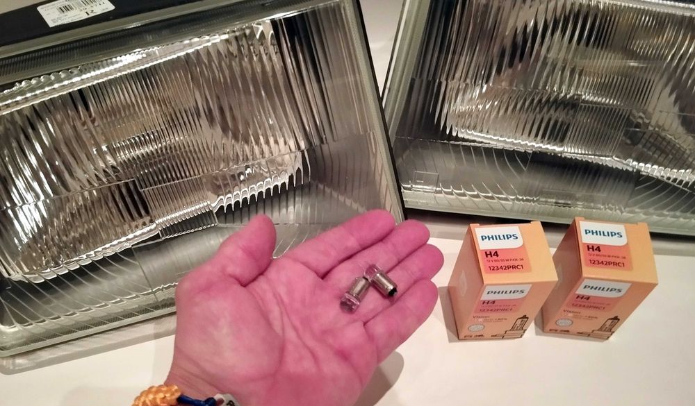 Передние фары Волга 31029,3110,азлк 2141,бычок