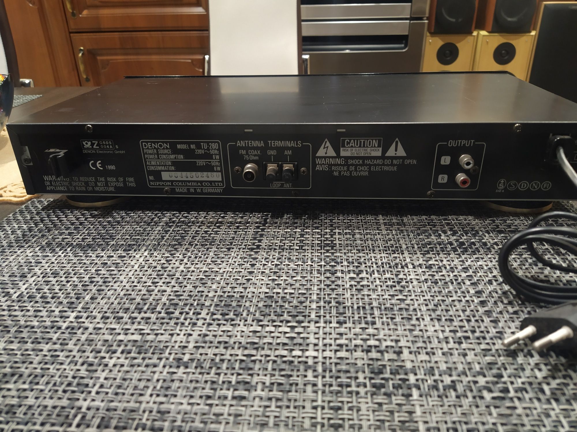 Tuner Denon TU-260