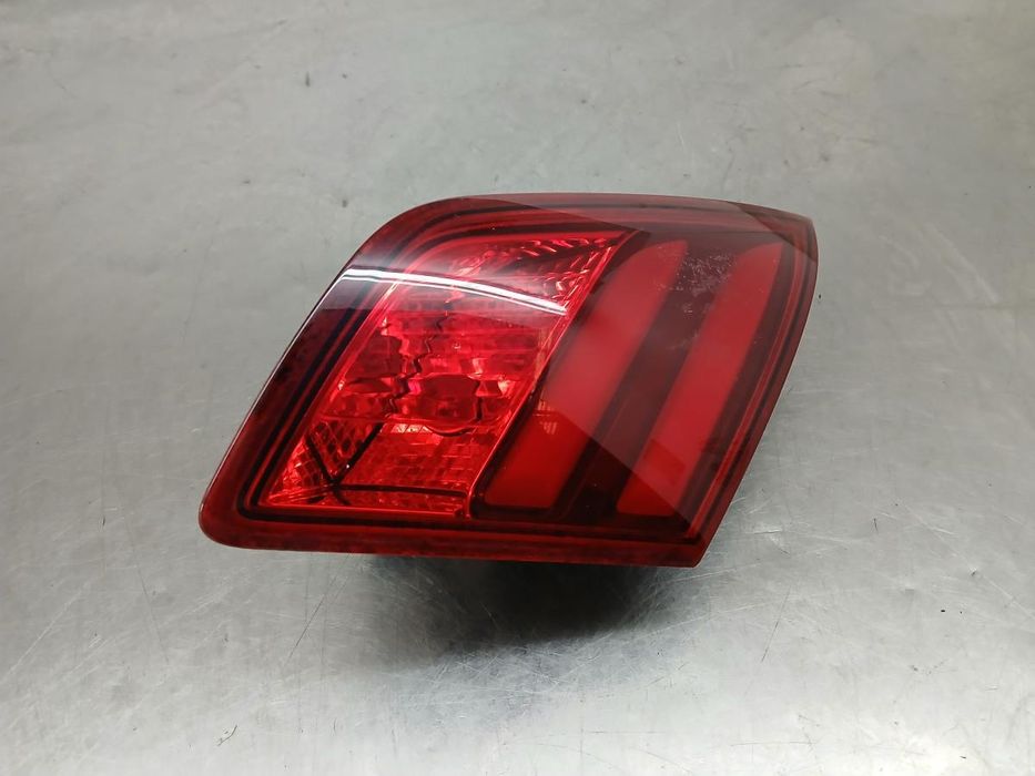 Farolim da mala direito PEUGEOT 308 II