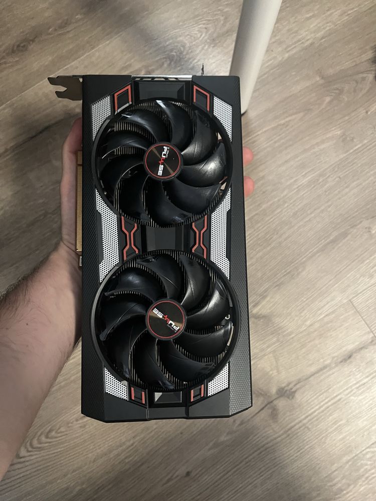 Amd saphire  5700xt karta graficzna 8Gb