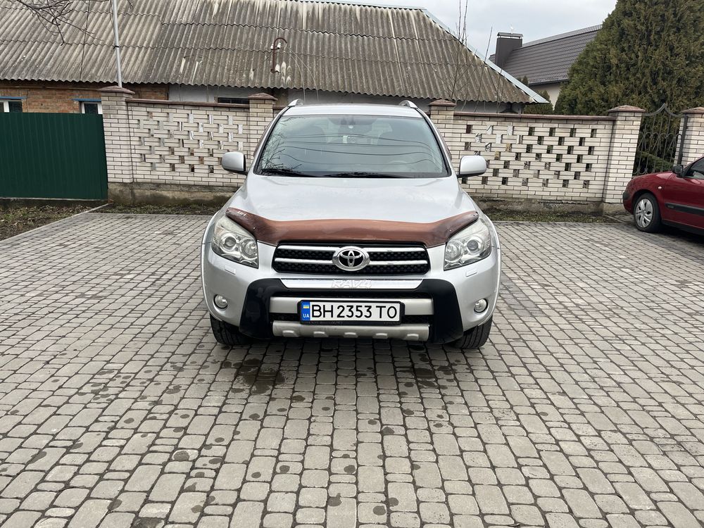 Toyota rav 4, 2.4 газ/бензин