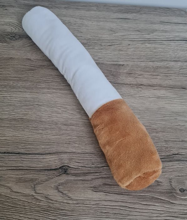 Papieros, zabawka z piszczykiem dla psa