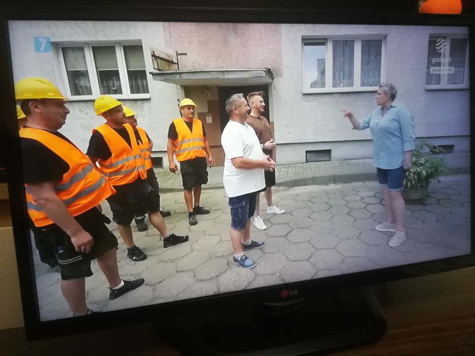 Telewizor lg 32" 100hz  sprawny