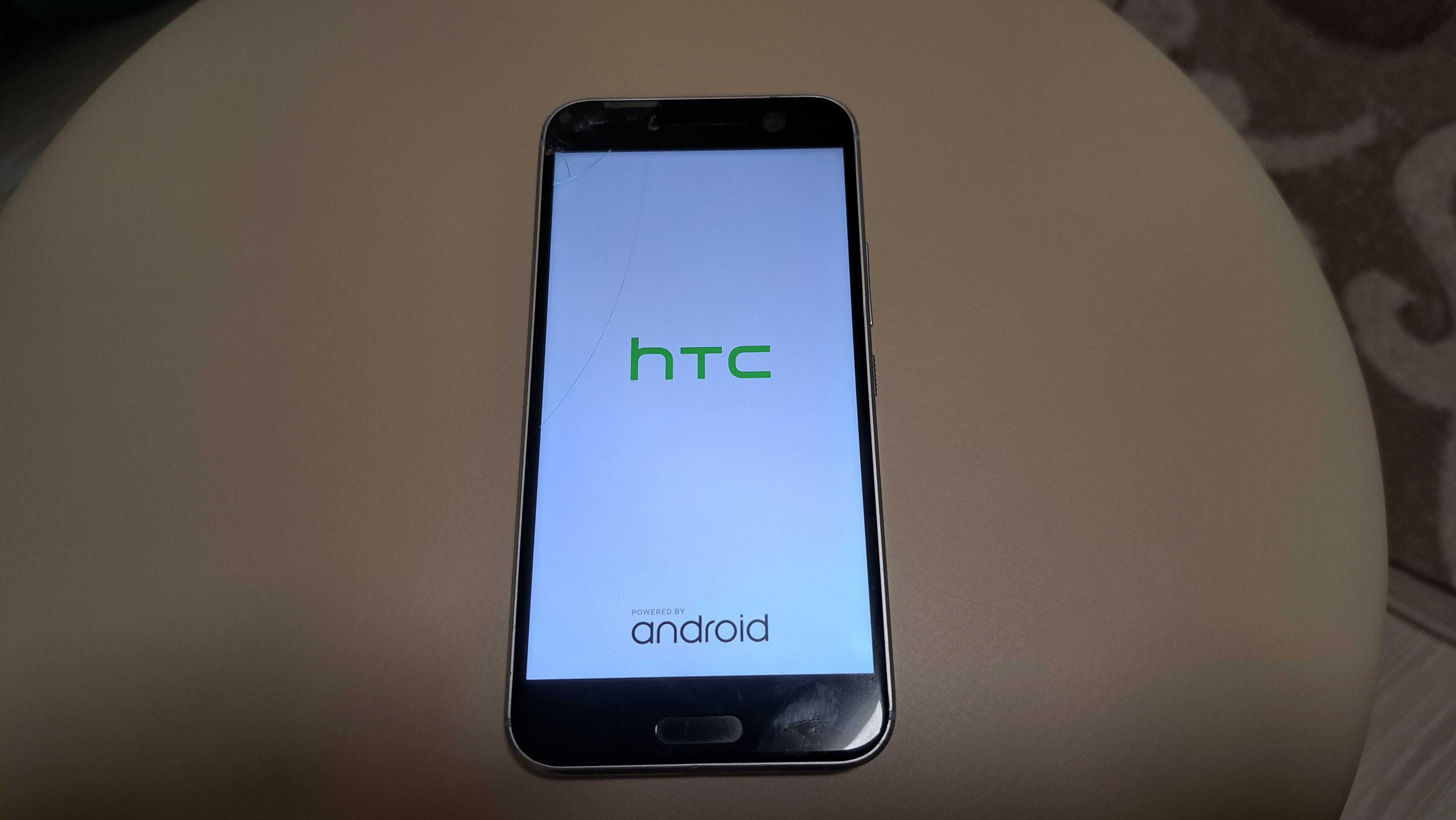 Смартфон HTC One M10 Verizon 4Gb/32Gb Black/Silver