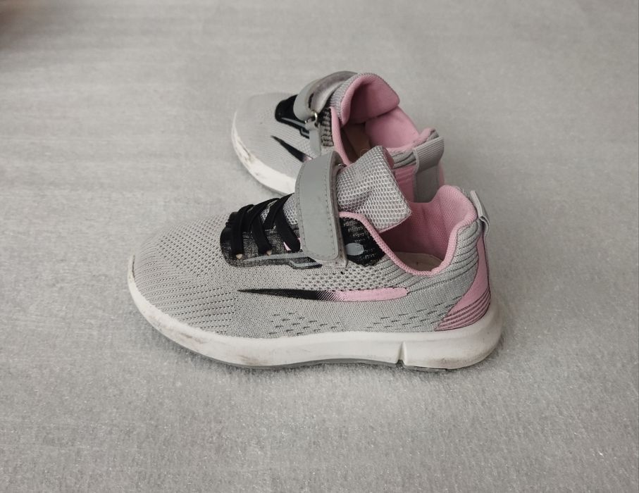 Кроссовки 30 размер