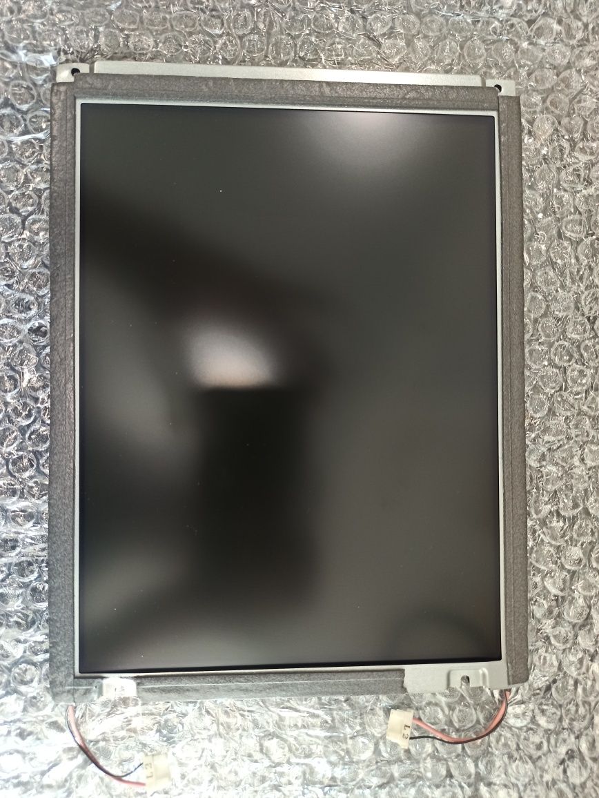 Monitor ADIRA Mitsubishi AA104VC02