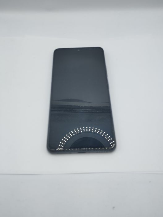 Xiaomi Mi 11i 256GB – com danos, funcional