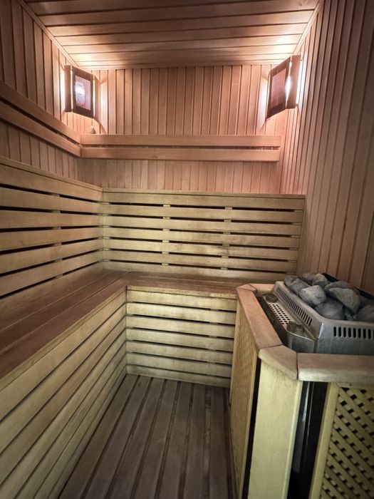 Продаж квартири  з сауною