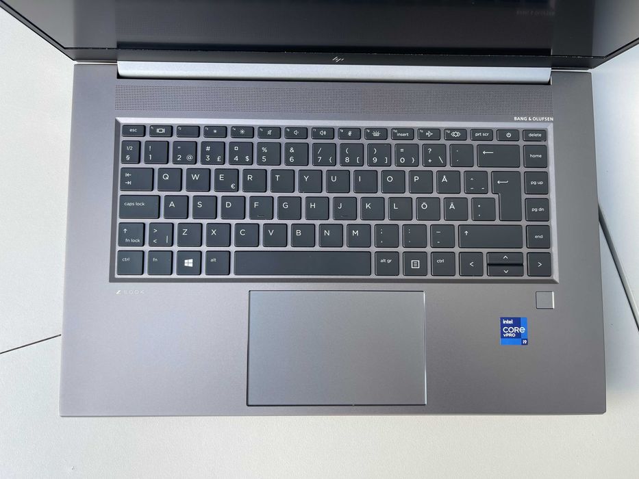 HP ZBook Studio G8/i9-11950H/16Gb/256Gb/15.6" IPS/T1200 (4Gb)/Гарантія