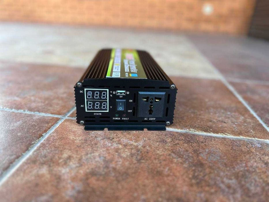 Автомобильный преобразователь Wimpex напряжения 24-220V 5300W Инвертор