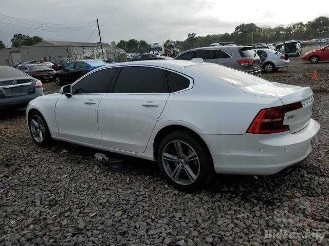 Volvo S90 Бампер  запчасть вольво с90