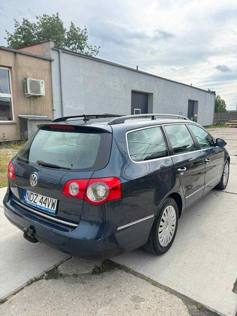 Sprzedam VW passat B6 DSG ładny