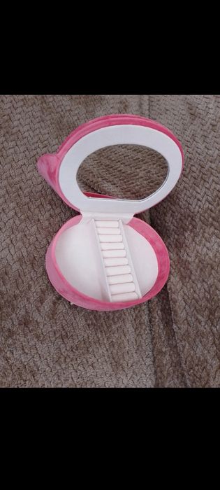 Szkatułka na biżuterię