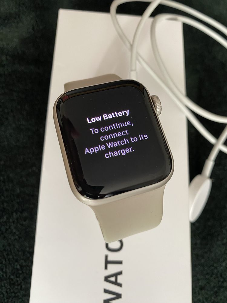 Apple Watch zegarek stan bardzo dobry