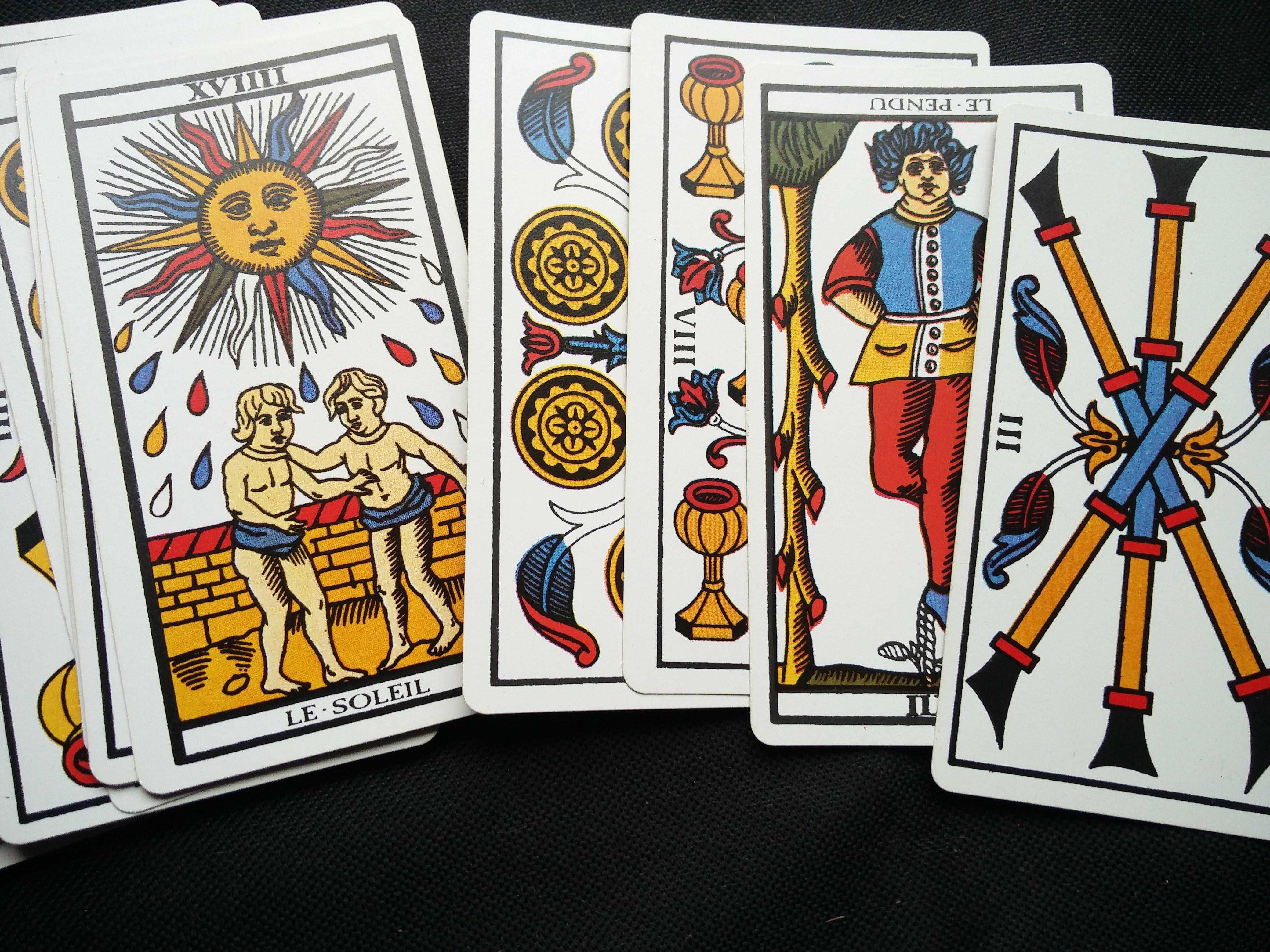 Baralho de Cartas de Tarot de Marselha Novo