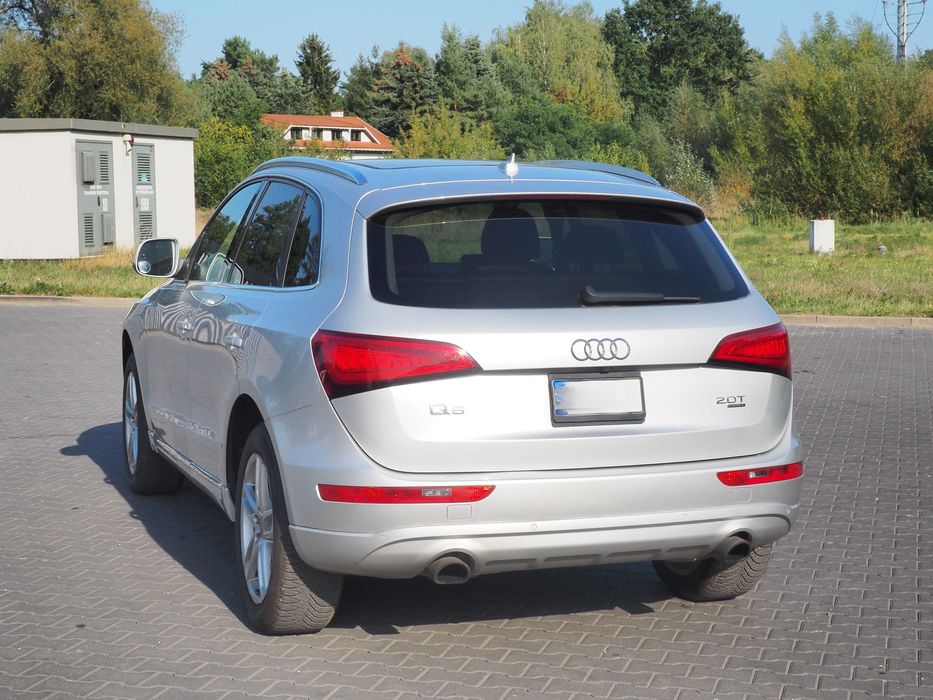 Audi Q5 Premium 2.0 TFSI Quattro, zadbane z małym przebiegiem.