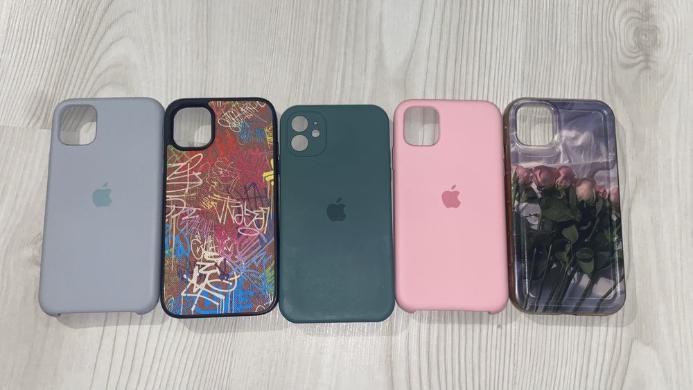 Чохли на айфон 11 б/у