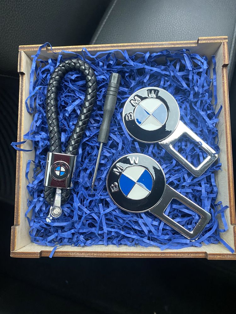 BMW подарок