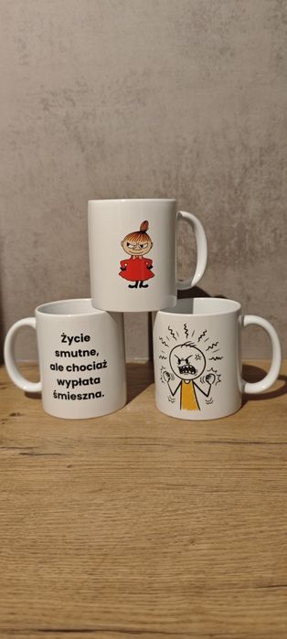 Kubek biały 330ml z własnym nadrukiem.