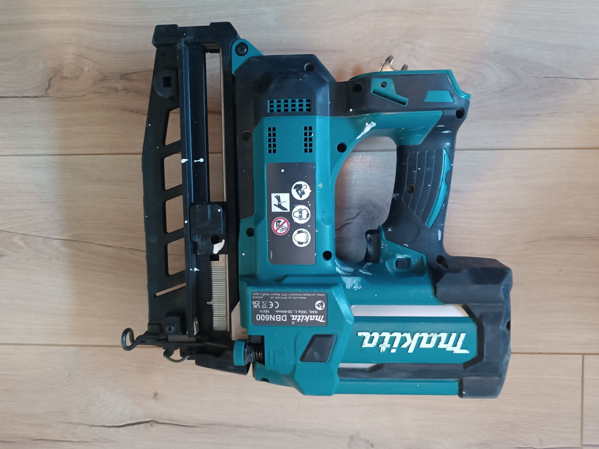 Gwoździarka Makita dbn600 produkcja 2023r