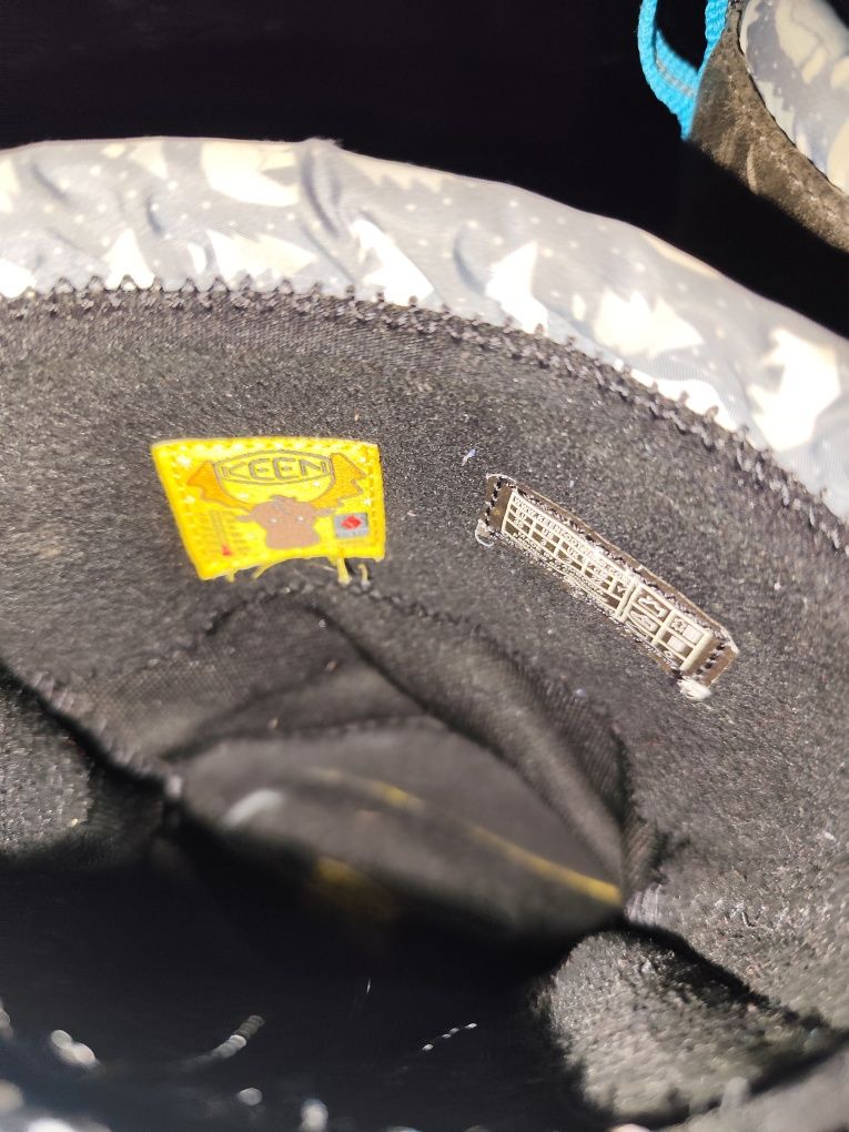 Buty zimowe śniegowce 35 chłopięce keen