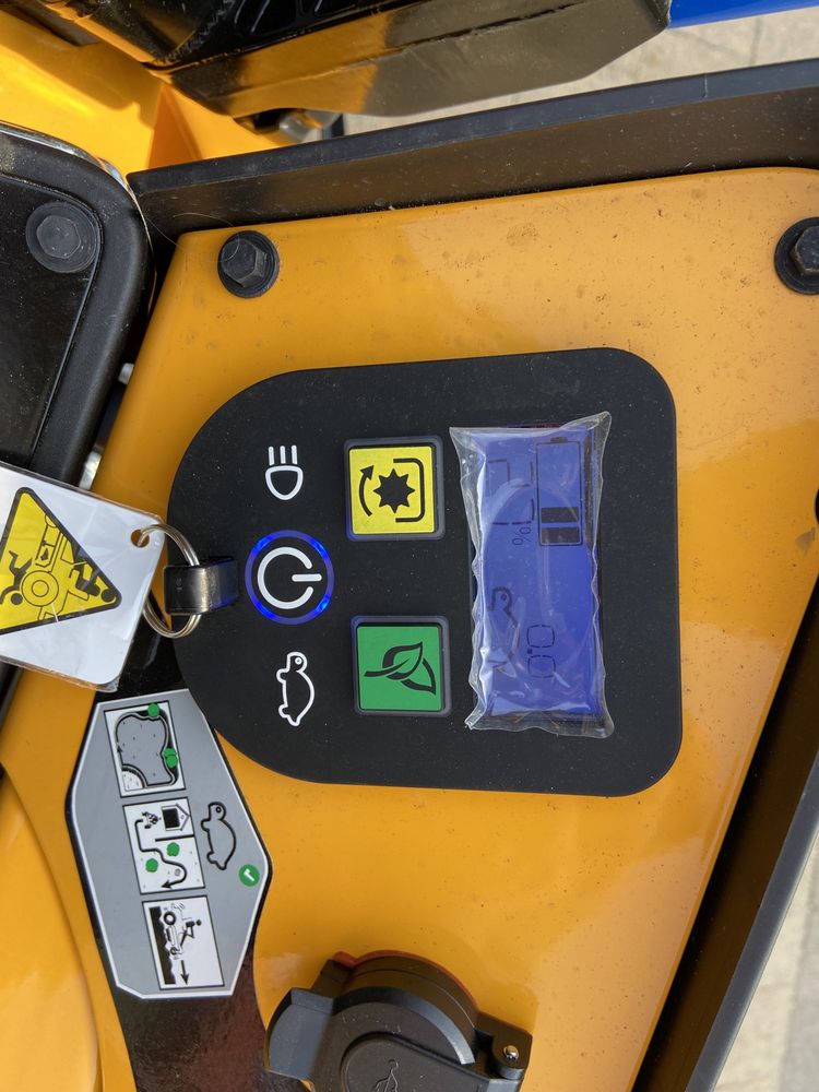 CubCadet ultima zt1 42e kosiarka zero turn elektryczna 60Ah traktorek